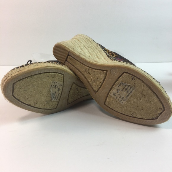 Montego Bay Club Canvas Wedges - Picture 8 of 8